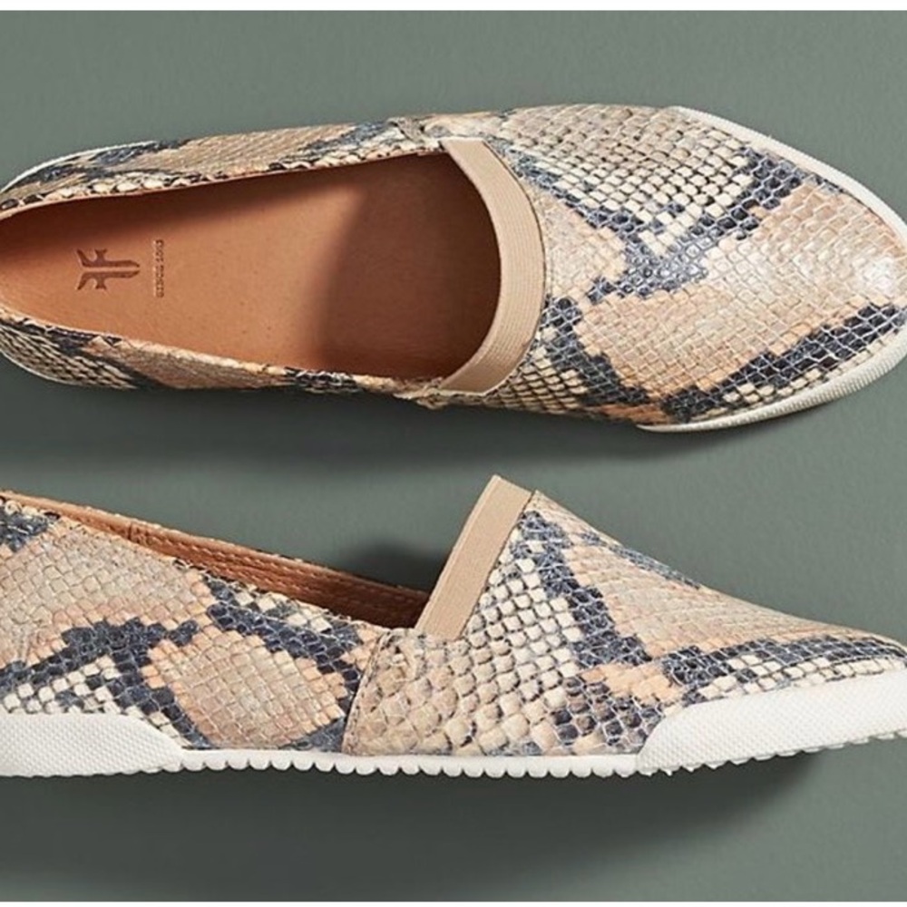 Frye Snakeskin Loafers in Tan Multi Sz 8